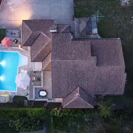 Villa Ana With Pool, Large Garden, Near Zadar