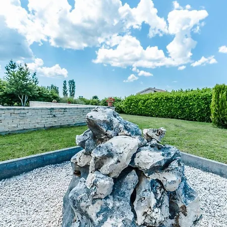 Ana With Pool, Large Garden, Near Villa *