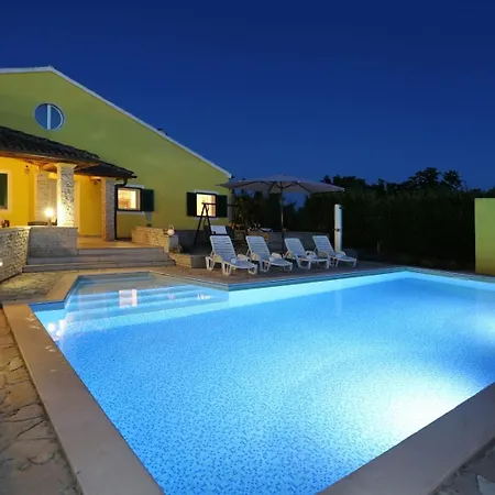 Ana With Pool, Large Garden, Near Zadar